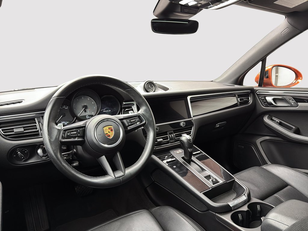 2022 Porsche Macan S V6 375HP Premium Package Plus in Laval, Quebec - 14 - w1024h768px