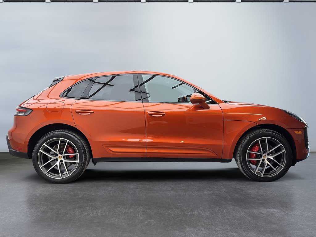 2022 Porsche Macan S V6 375HP Premium Package Plus in Laval, Quebec - 5 - w1024h768px