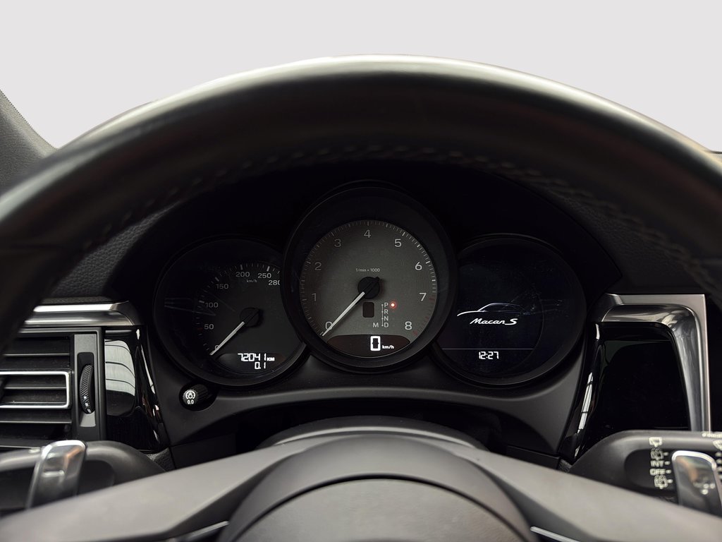 2022 Porsche Macan S V6 375HP Premium Package Plus in Laval, Quebec - 17 - w1024h768px