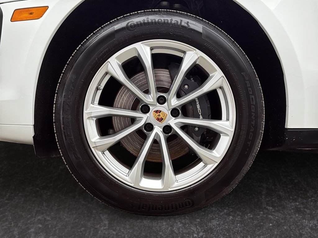 Porsche Macan Premium Package Plus 2022 à Laval, Québec - 7 - w1024h768px