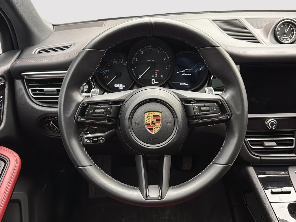 Porsche Macan Premium Package Plus 2022 à Laval, Québec - 16 - w1024h768px