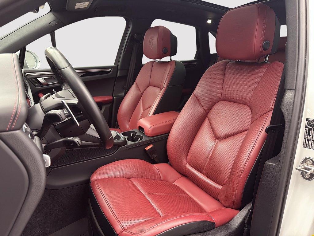 Porsche Macan Premium Package Plus 2022 à Laval, Québec - 15 - w1024h768px