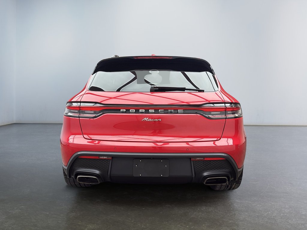 2022 Porsche Macan Premium Package Plus in Laval, Quebec - 4 - w1024h768px