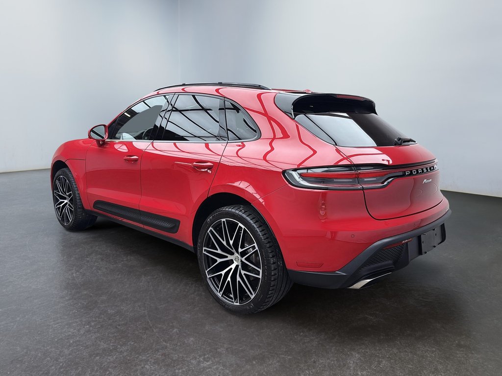 2022 Porsche Macan Premium Package Plus in Laval, Quebec - 3 - w1024h768px