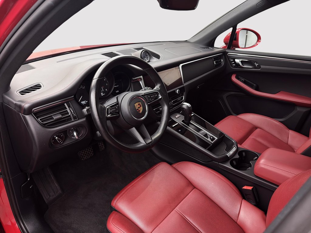 2022 Porsche Macan Premium Package Plus in Laval, Quebec - 13 - w1024h768px