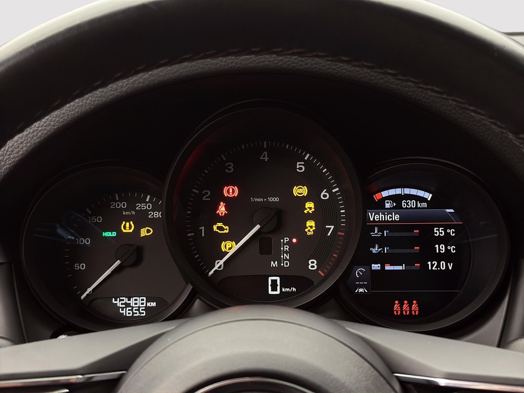 2022 Porsche Macan Toit panoramique in Laval, Quebec - 16 - w1024h768px