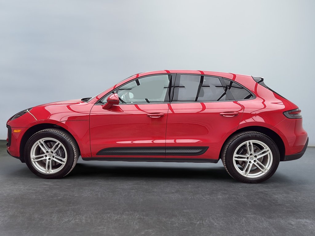 2022 Porsche Macan Toit panoramique in Laval, Quebec - 2 - w1024h768px
