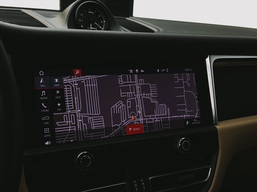 2022 Porsche Macan Toit panoramique in Laval, Quebec - 21 - w1024h768px