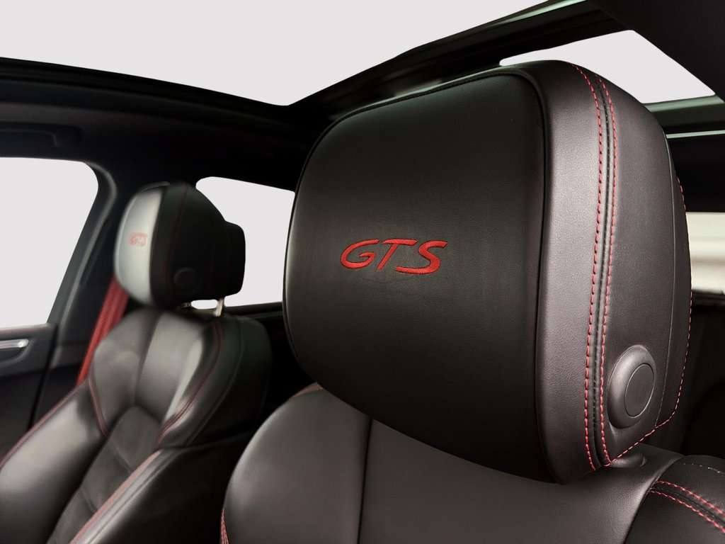 Porsche Macan GTS 2022 à Laval, Québec - 25 - w1024h768px