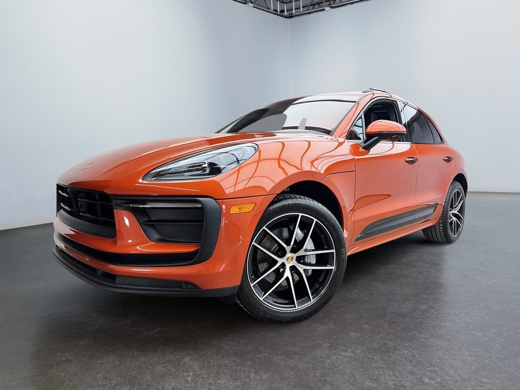 Macan Premium Package Plus 2023 à Laval, Québec - 1 - w1024h768px