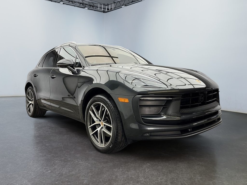 Macan Premium Package Plus 2023 à Laval, Québec - 6 - w1024h768px