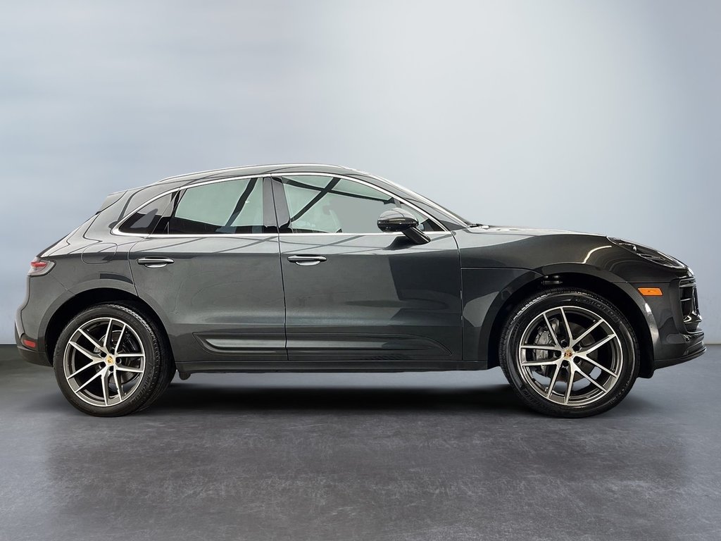 Macan Premium Package Plus 2023 à Laval, Québec - 7 - w1024h768px