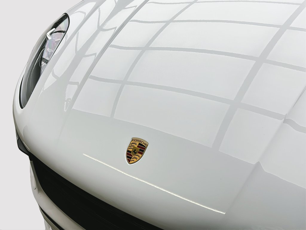 Porsche Macan Premium Package Plus 2023 à Laval, Québec - 9 - w1024h768px