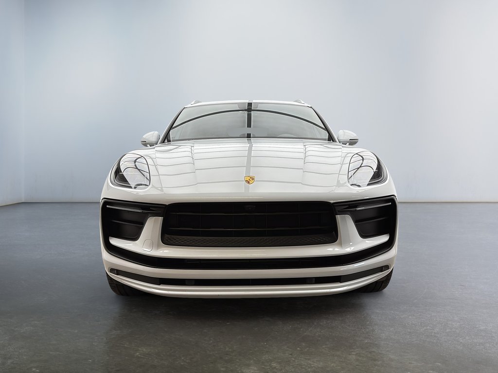 Porsche Macan Premium Package Plus 2023 à Laval, Québec - 7 - w1024h768px