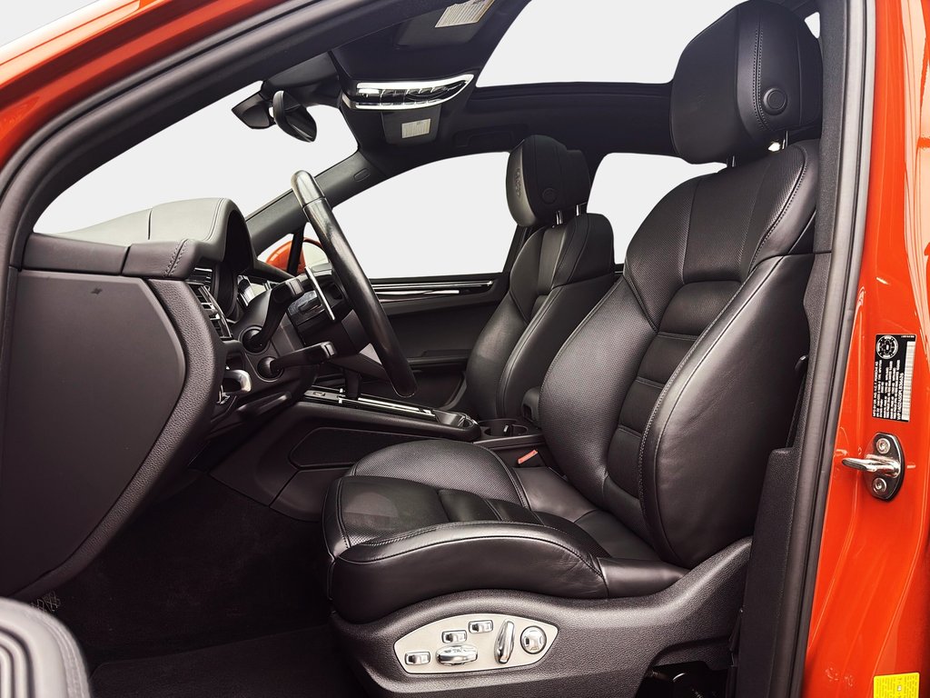Porsche Macan S V6 Premium Package Plus 2023 à Laval, Québec - 14 - w1024h768px