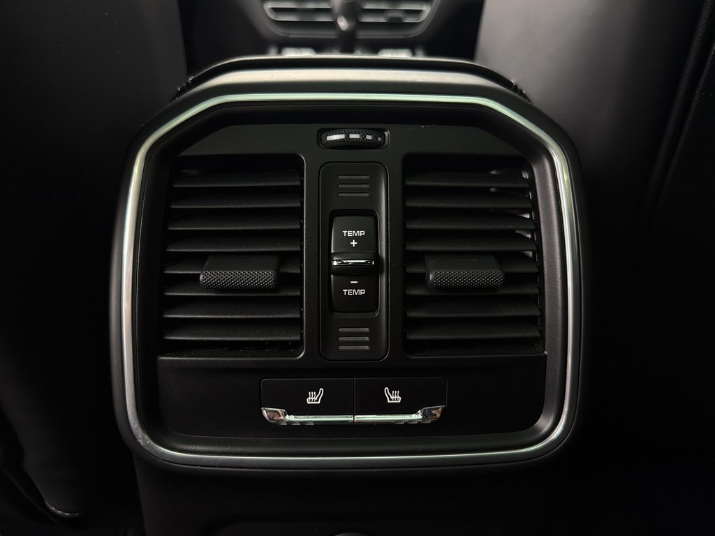 Porsche Macan S V6 Premium Package Plus 2023 à Laval, Québec - 24 - w1024h768px