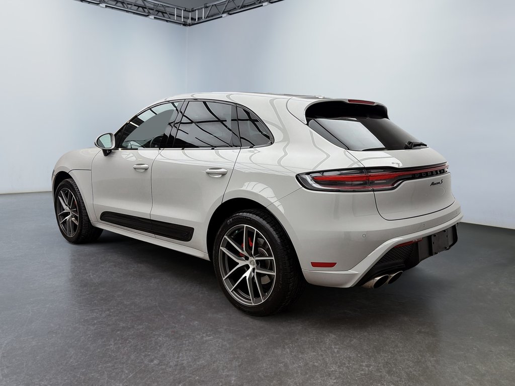 2023 Porsche Macan S V6 Premium Package Plus in Laval, Quebec - 3 - w1024h768px