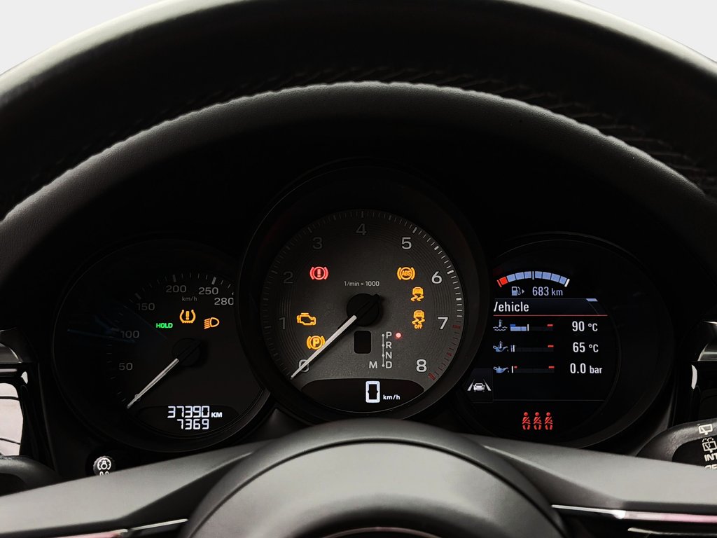 2023 Porsche Macan S V6 Premium Package Plus in Laval, Quebec - 19 - w1024h768px
