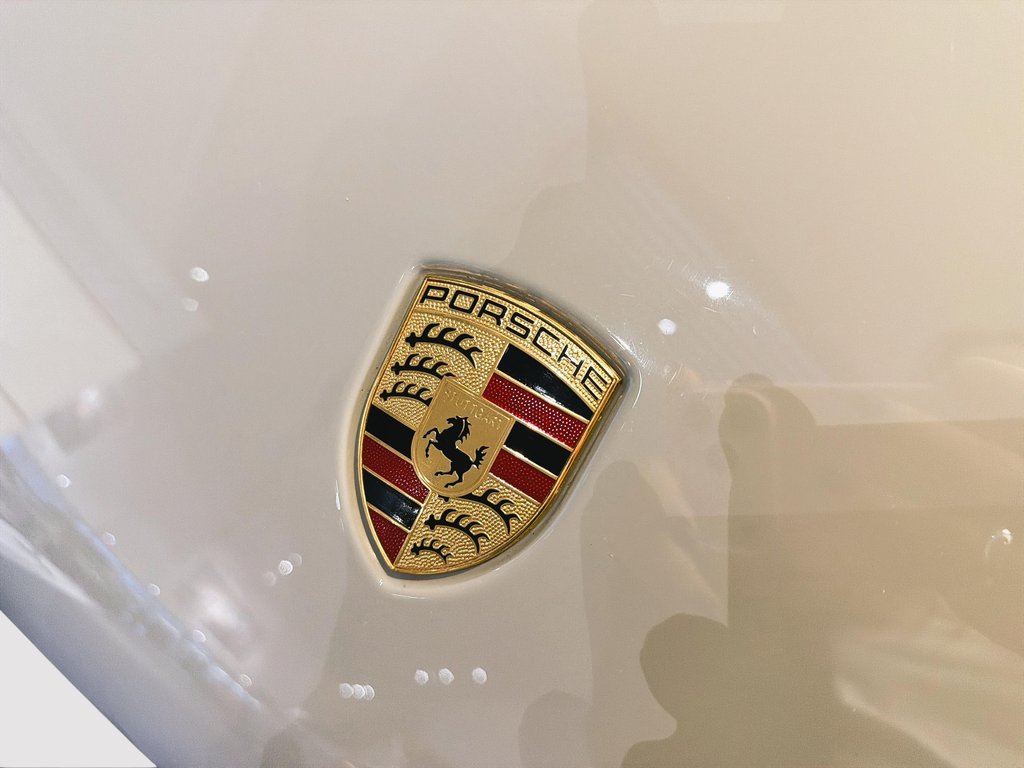 2023 Porsche Macan Premium Package Plus in Laval, Quebec - 6 - w1024h768px