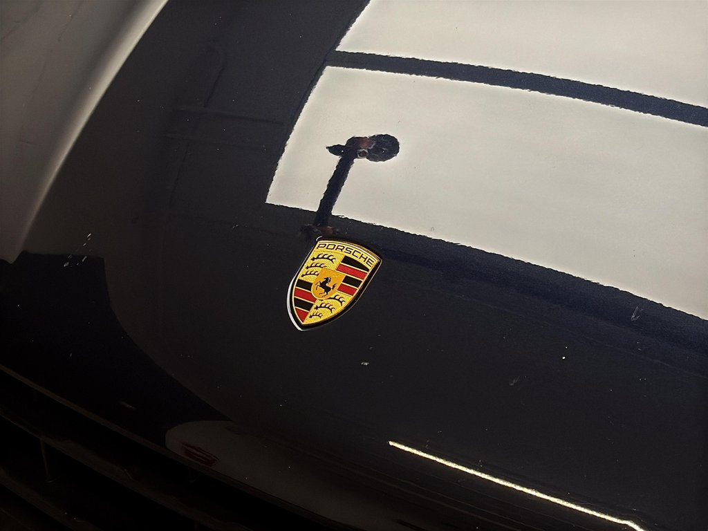 2023 Porsche Macan AWD in Laval, Quebec - 7 - w1024h768px