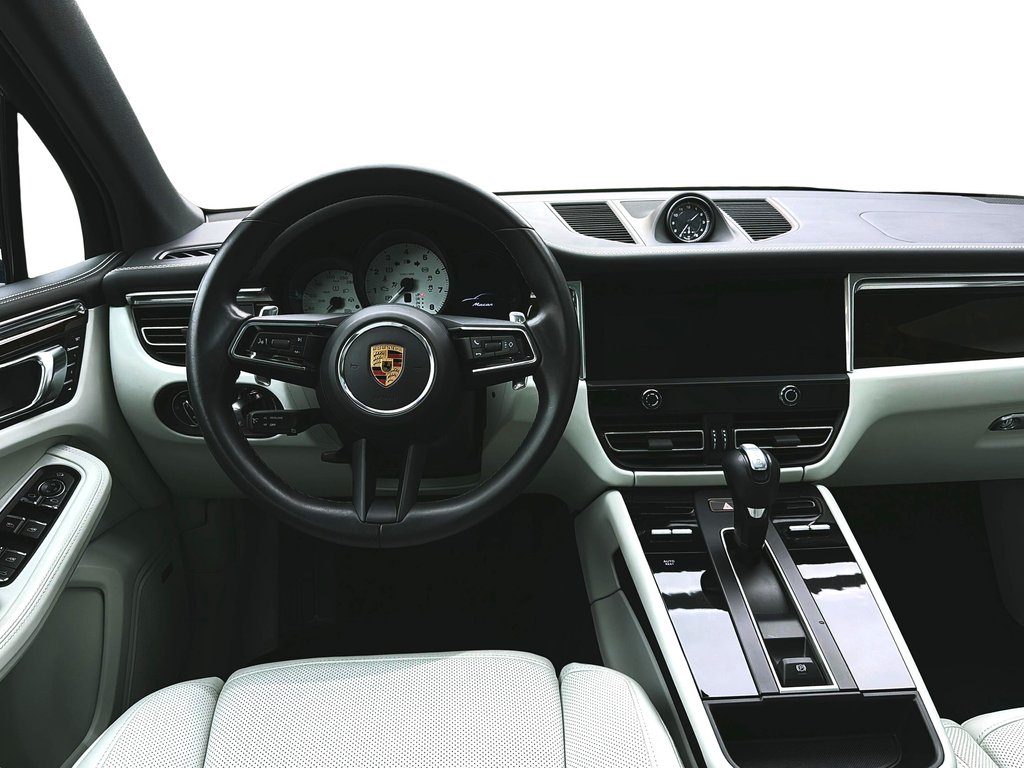 2023 Porsche Macan AWD in Laval, Quebec - 14 - w1024h768px