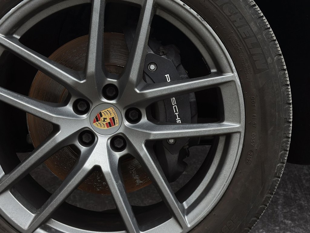 2023 Porsche Macan in Laval, Quebec - 11 - w1024h768px