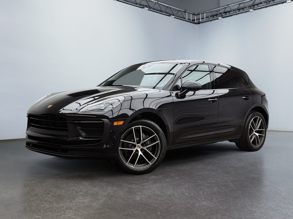 Porsche Macan  2023 à Laval, Québec - 1 - w1024h768px