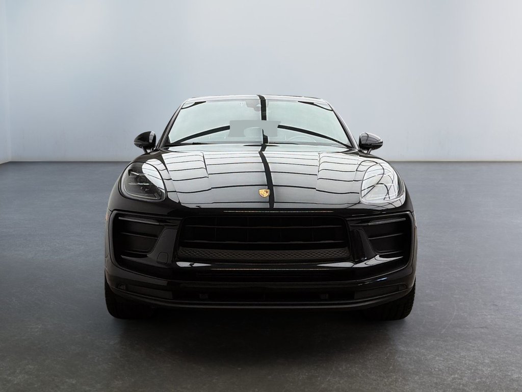 Porsche Macan  2023 à Laval, Québec - 5 - w1024h768px