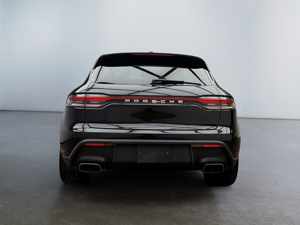 Porsche Macan  2023 à Laval, Québec - 4 - w1024h768px