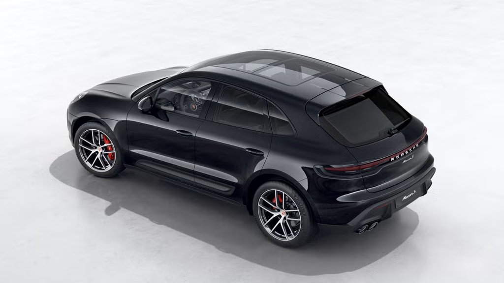 2023 Porsche Macan S in Laval, Quebec - 2 - w1024h768px