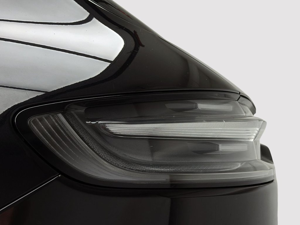 Porsche Macan  2023 à Laval, Québec - 9 - w1024h768px