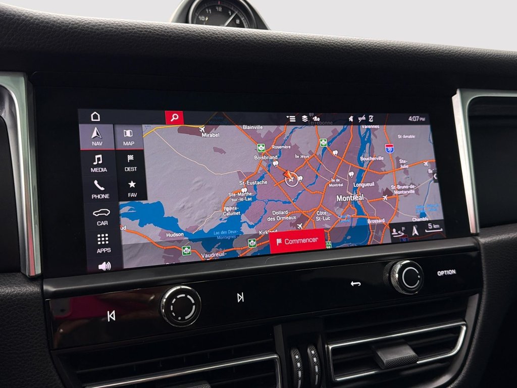Porsche Macan  2023 à Laval, Québec - 22 - w1024h768px