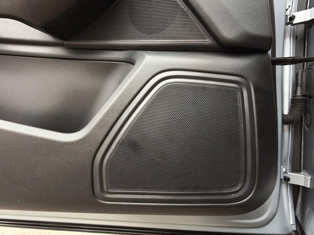 Porsche Macan S 2023 à Laval, Québec - 29 - w1024h768px