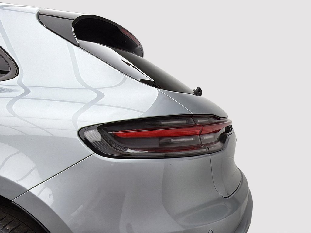 Porsche Macan S 2023 à Laval, Québec - 14 - w1024h768px