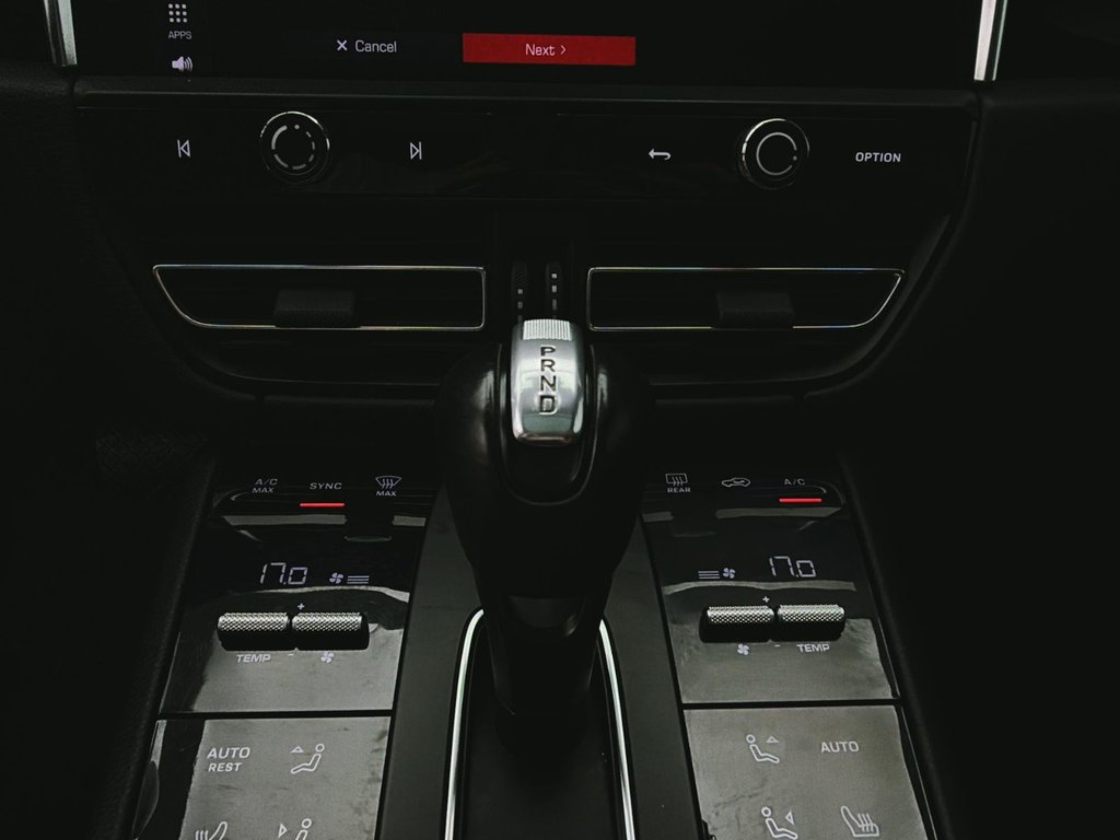 Porsche Macan S 2023 à Laval, Québec - 19 - w1024h768px