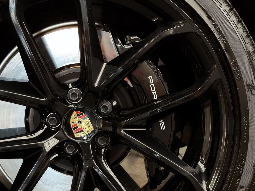 Porsche Macan GTS 2023 à Laval, Québec - 11 - w1024h768px