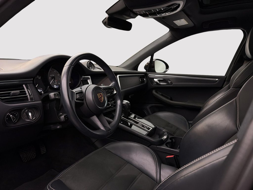 Porsche Macan GTS 2023 à Laval, Québec - 12 - w1024h768px