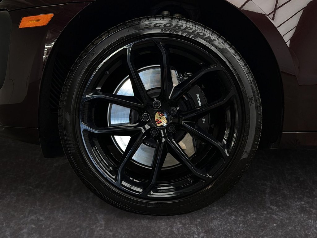 Porsche Macan GTS 2023 à Laval, Québec - 10 - w1024h768px
