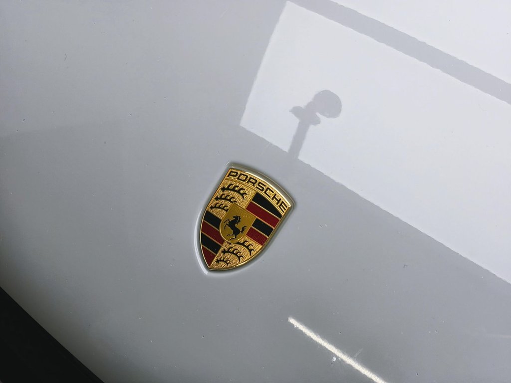 2023 Porsche Macan GTS in Laval, Quebec - 11 - w1024h768px
