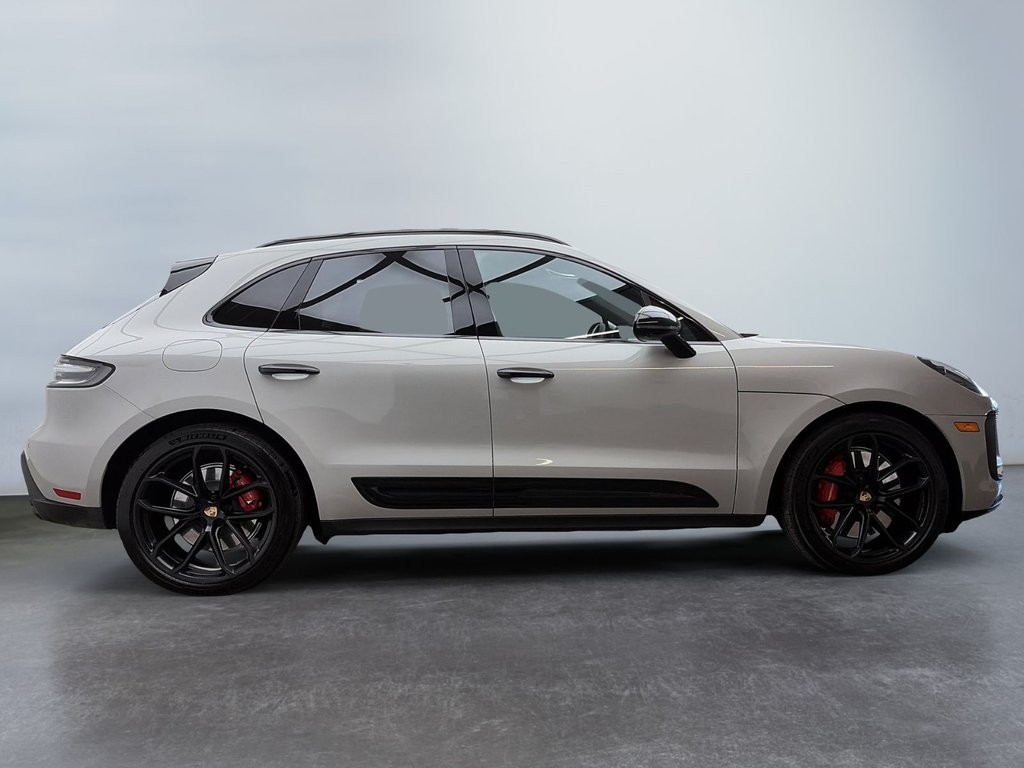 2023 Porsche Macan GTS in Laval, Quebec - 8 - w1024h768px