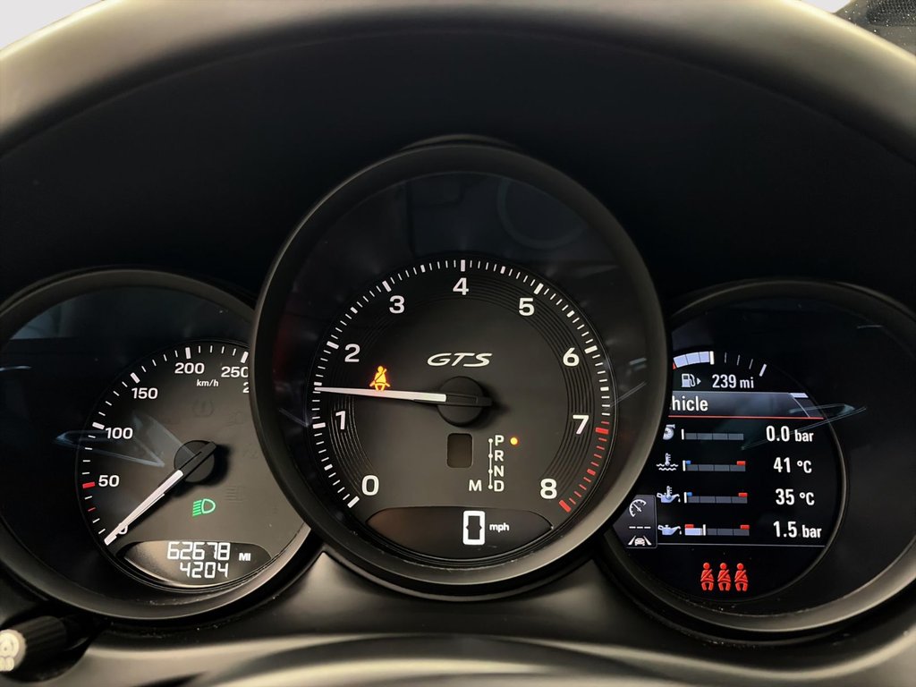 2023 Porsche Macan GTS in Laval, Quebec - 19 - w1024h768px