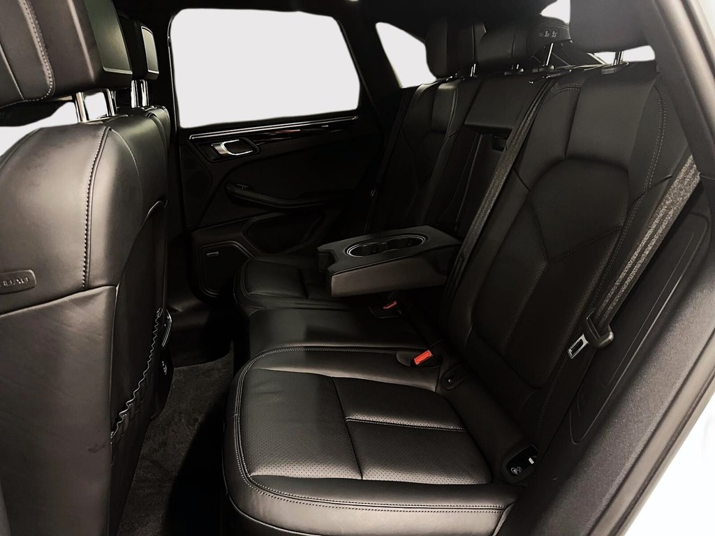 Porsche Macan S  V6 Premium Package Plus 2024 à Laval, Québec - 27 - w1024h768px