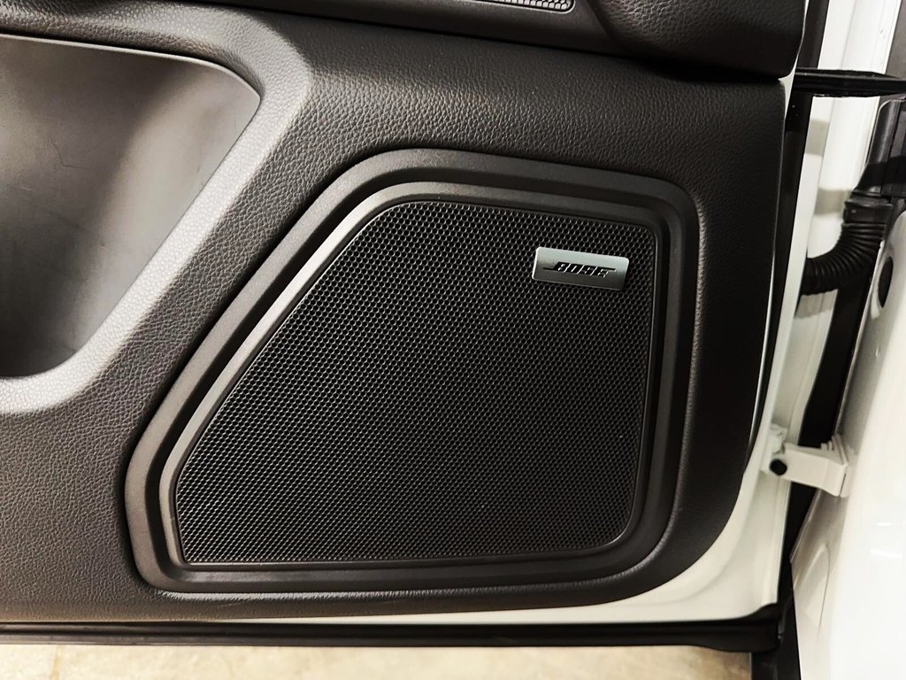 Porsche Macan S  V6 Premium Package Plus 2024 à Laval, Québec - 31 - w1024h768px