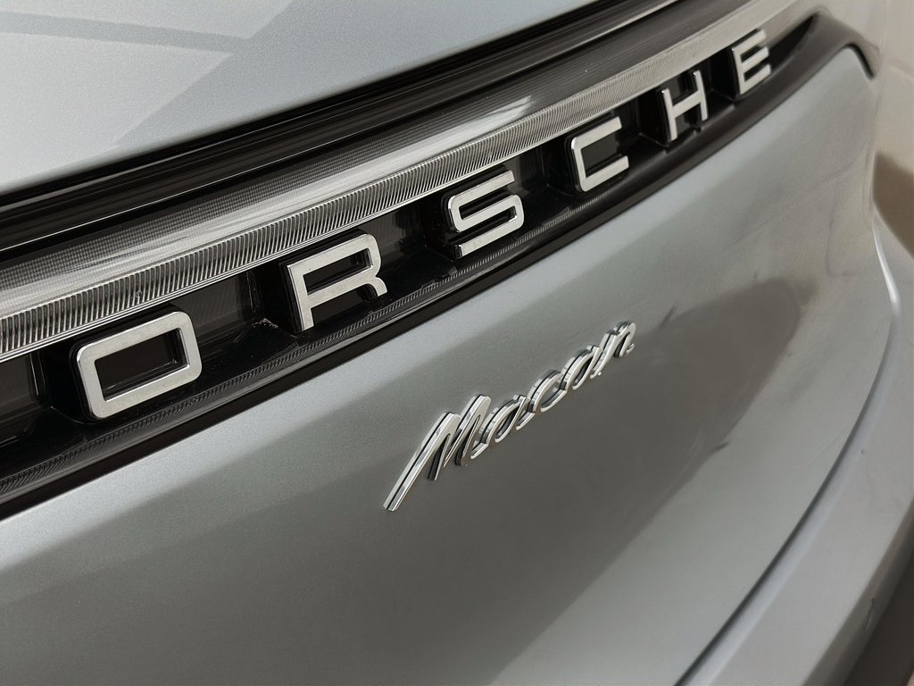 Porsche Macan Premium Package Plus 2024 à Laval, Québec - 9 - w1024h768px
