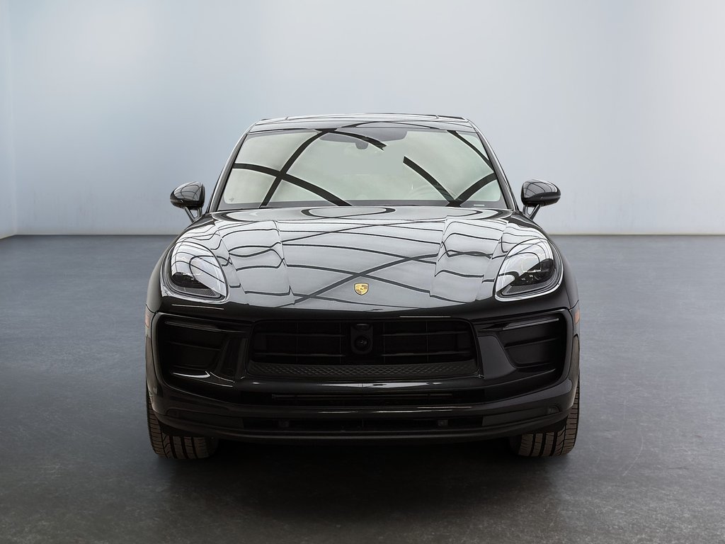 2024 Porsche Macan Premium Package Plus in Laval, Quebec - 6 - w1024h768px