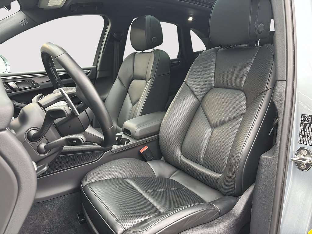 Porsche Macan S  V6 Premium Package Plus 2024 à Laval, Québec - 16 - w1024h768px