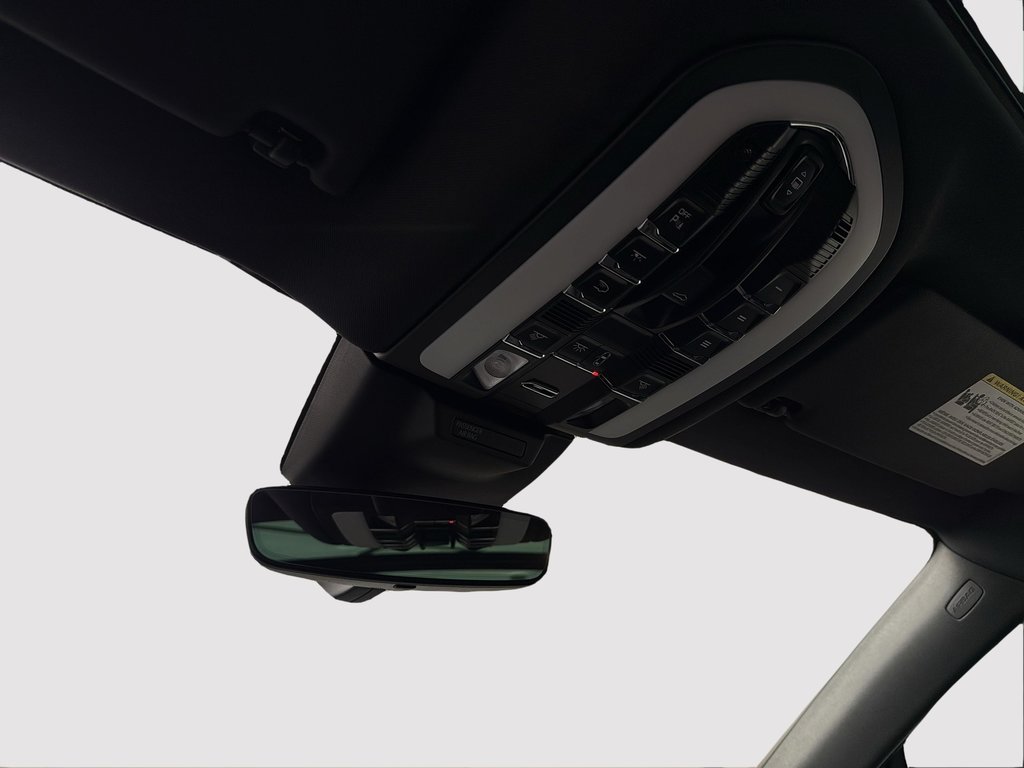 2024 Porsche Macan S V6 Premium Package Plus in Laval, Quebec - 21 - w1024h768px