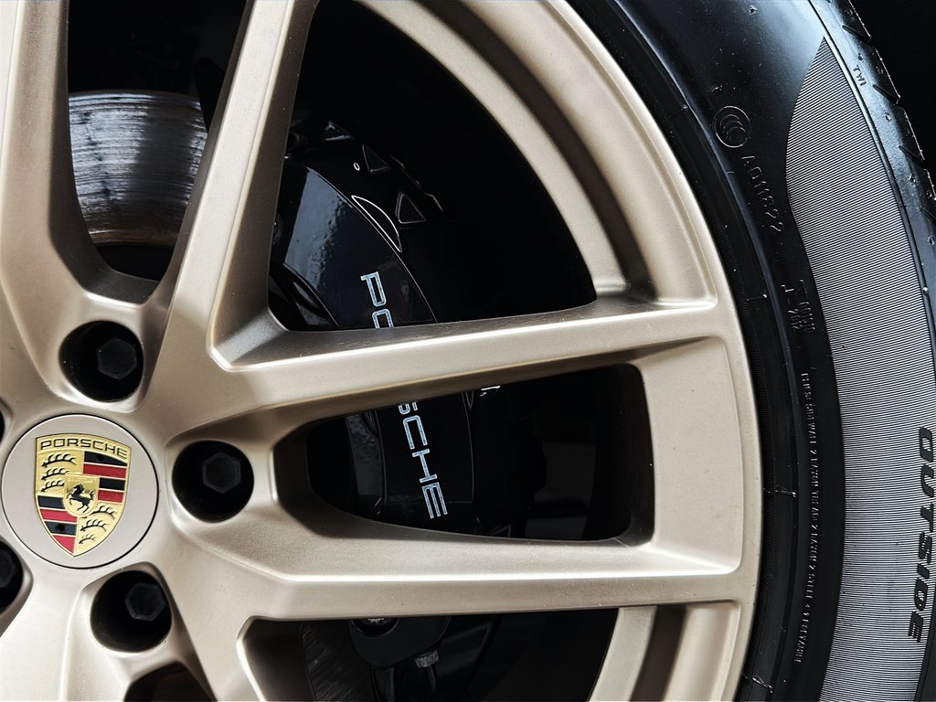 Porsche Macan S V6 Premium Package Plus 2024 à Laval, Québec - 13 - w1024h768px