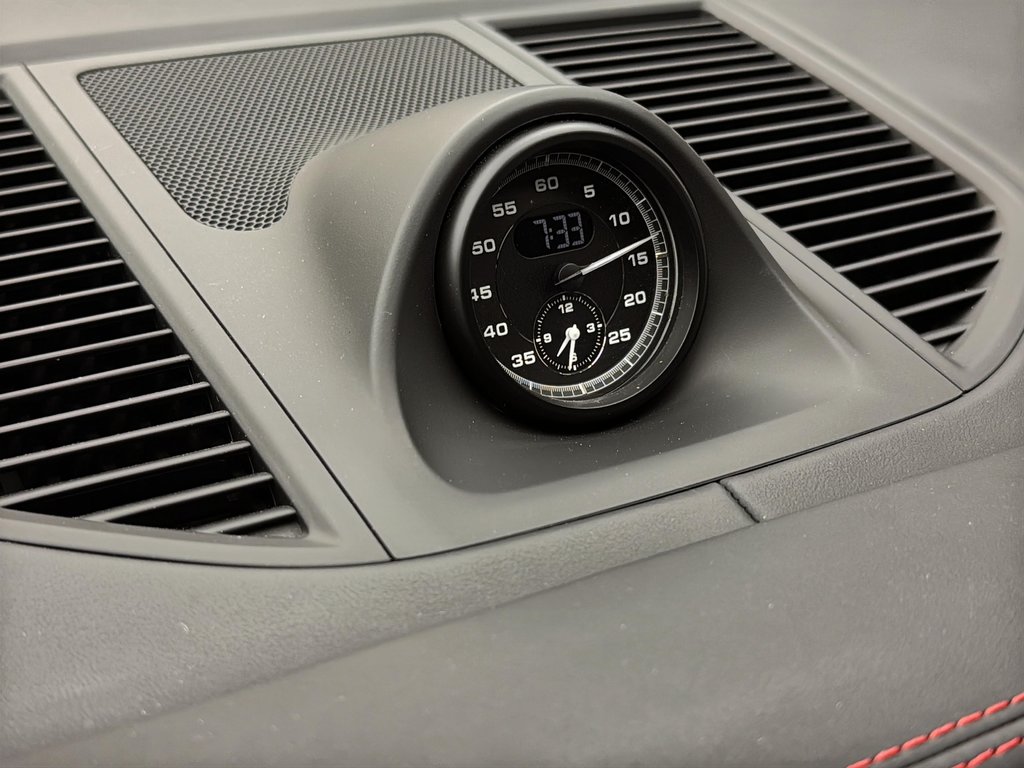 Porsche Macan GTS  GTS Sport Package 2024 à Laval, Québec - 31 - w1024h768px