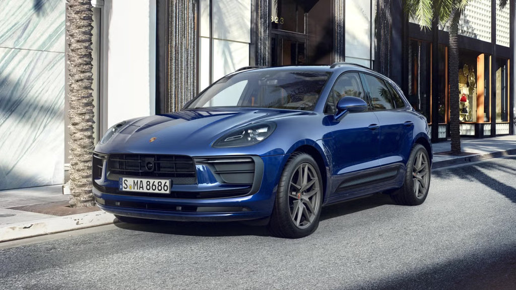 Porsche Macan Premium Package Plus 2024 à Laval, Québec - 1 - w1024h768px